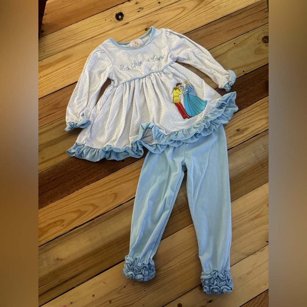 Emi Claire smocks outfit